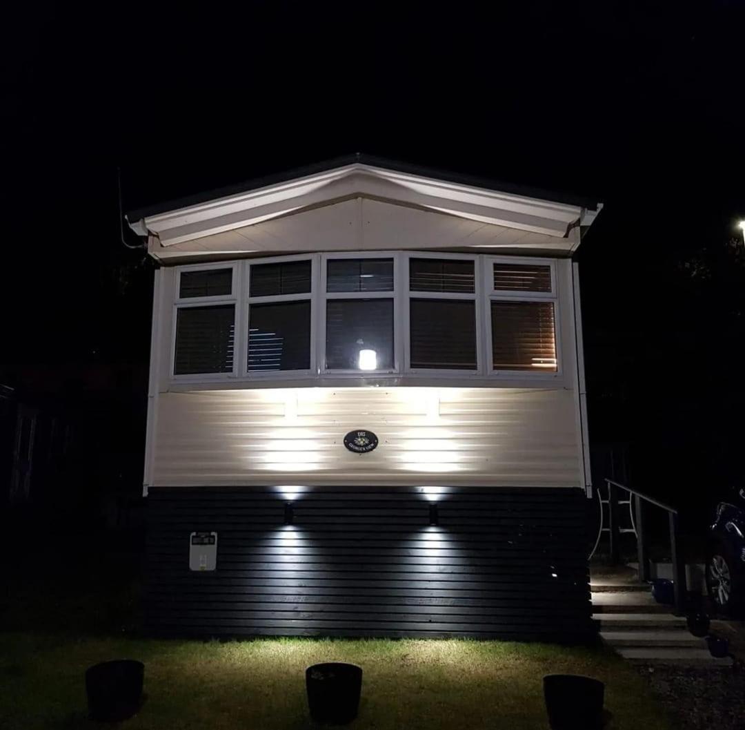 Wonderful 2 Bedroom Mobile Home Aberystwyth Ngoại thất bức ảnh
