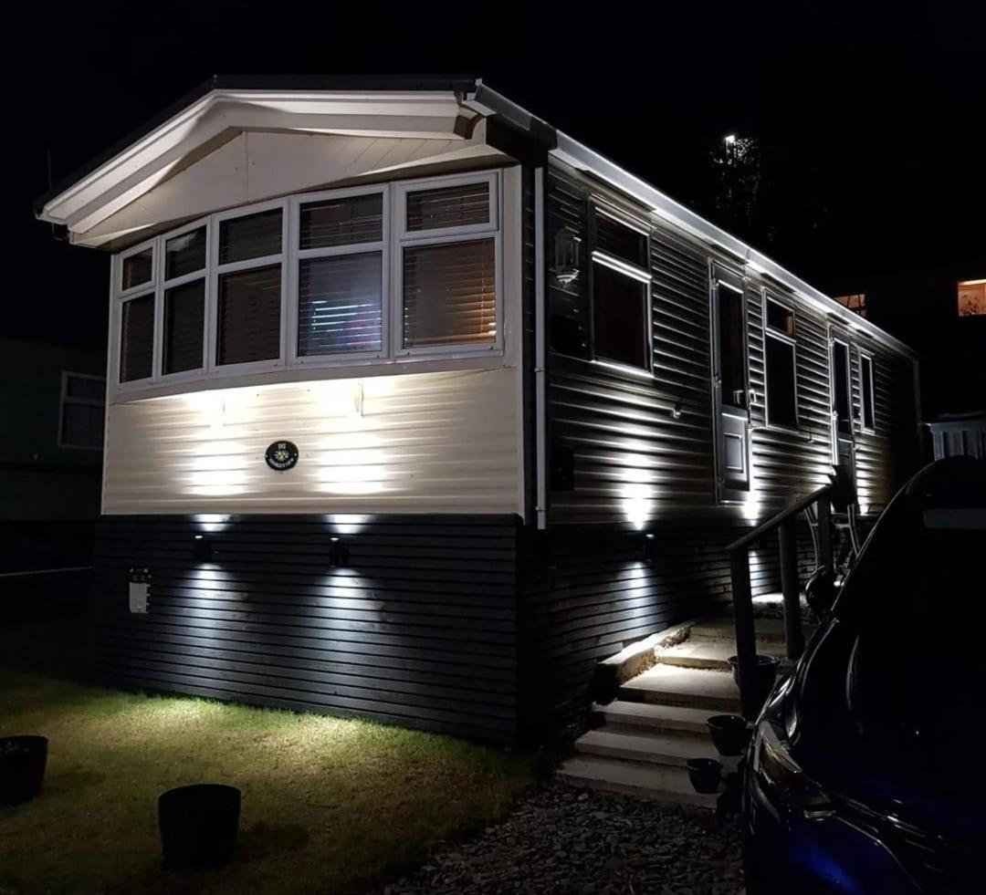 Wonderful 2 Bedroom Mobile Home Aberystwyth Ngoại thất bức ảnh
